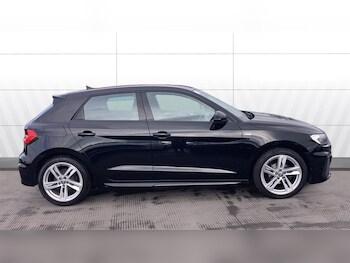 Used Audi A1 2020 for sale - 76198086: Photo