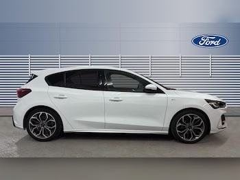 Used Ford Focus 2023 for sale - 79177437: Photo