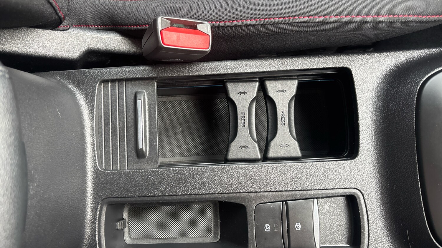 Used Ford Focus 2018 for sale - 78040177: Photo 15