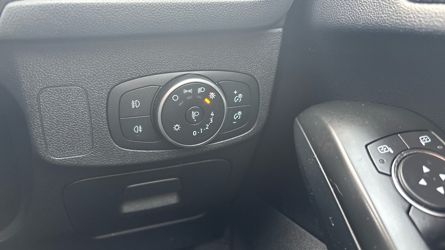 Used Ford Focus 2018 for sale - 78040177: Photo 21