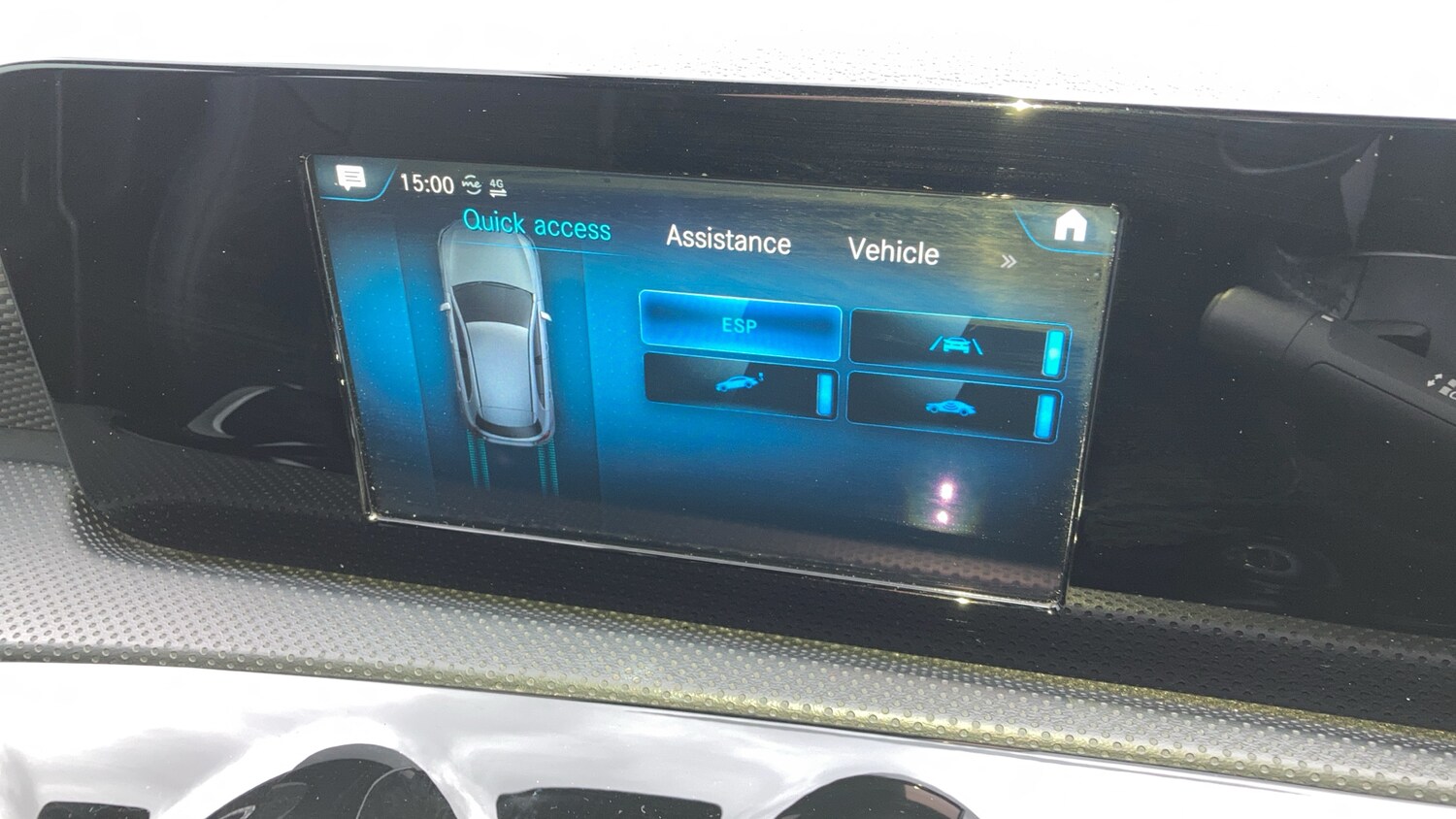 Used Mercedes-Benz A-Class 2018 for sale - 77871889: Photo 11