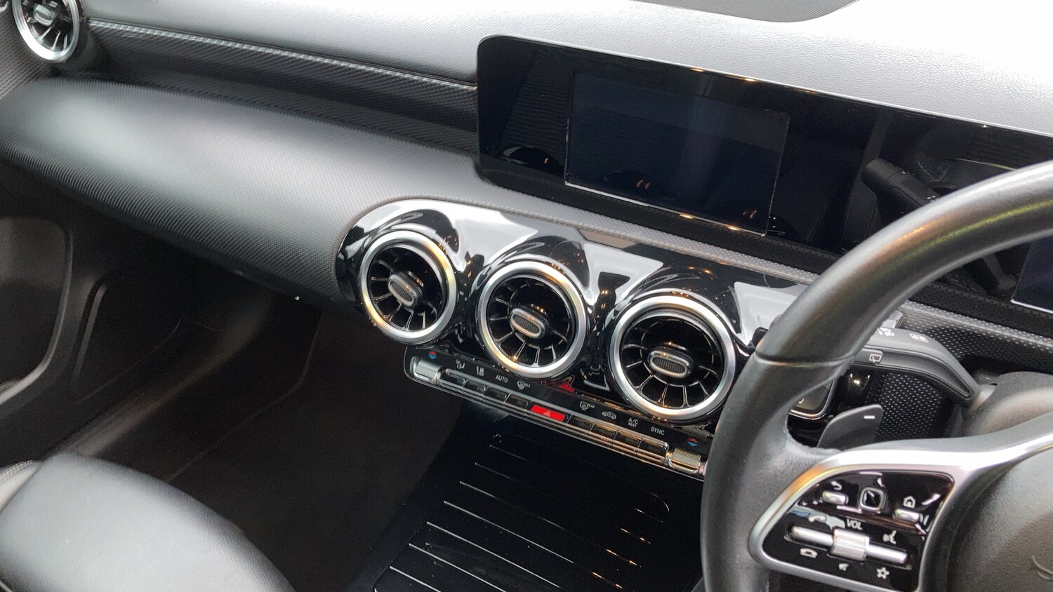 Used Mercedes-Benz A-Class 2018 for sale - 77871889: Photo 16