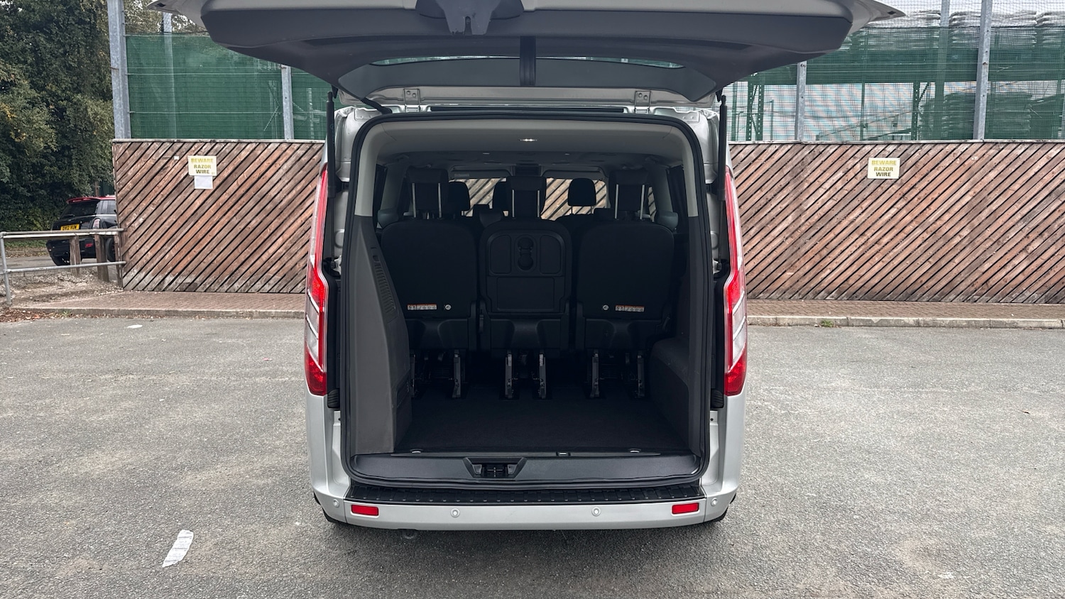 Used Ford Tourneo Custom 2022 for sale - 76493645: Photo 3