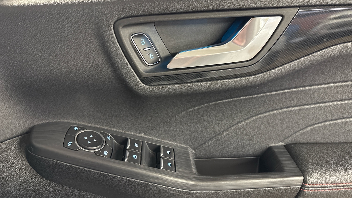 Used Ford Kuga 2022 for sale - 77116400: Photo 30