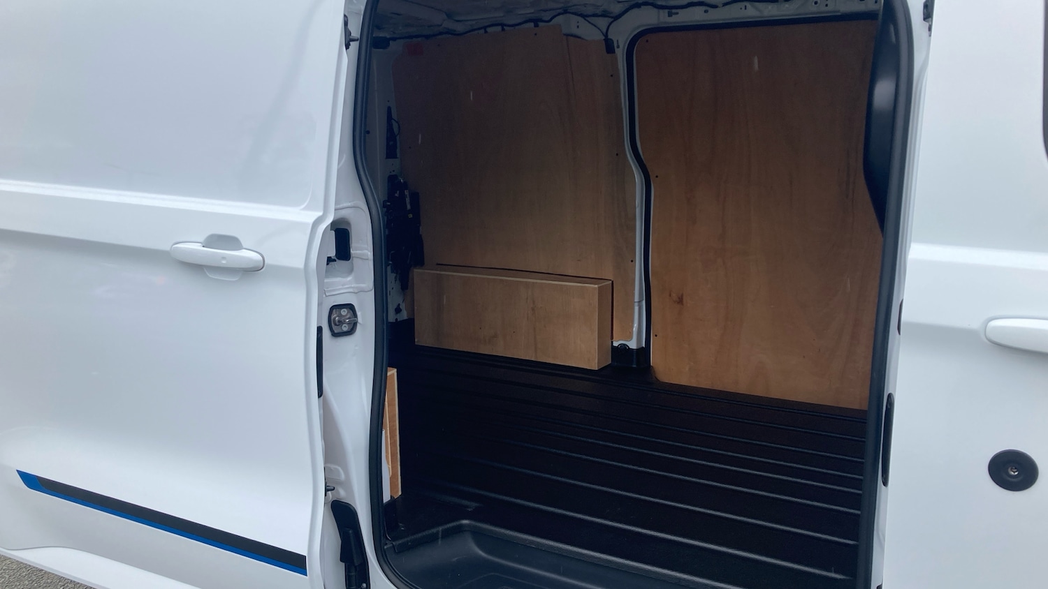 Used Ford Transit Custom 2025 for sale - 77902925: Photo 14