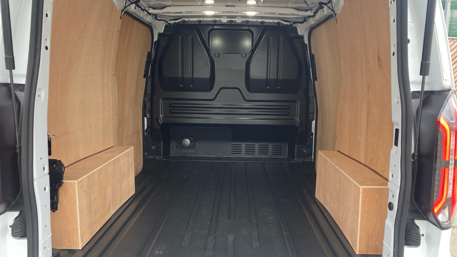 Used Ford Transit Custom 2025 for sale - 77902925: Photo 23