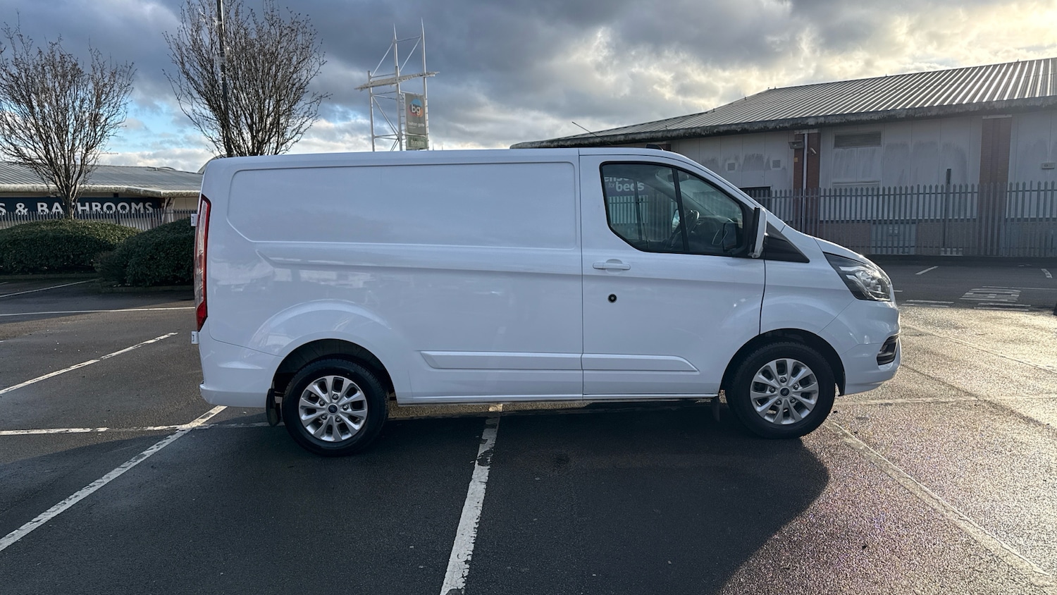 Used Ford Transit Custom 2023 for sale - 77272149: Photo 9