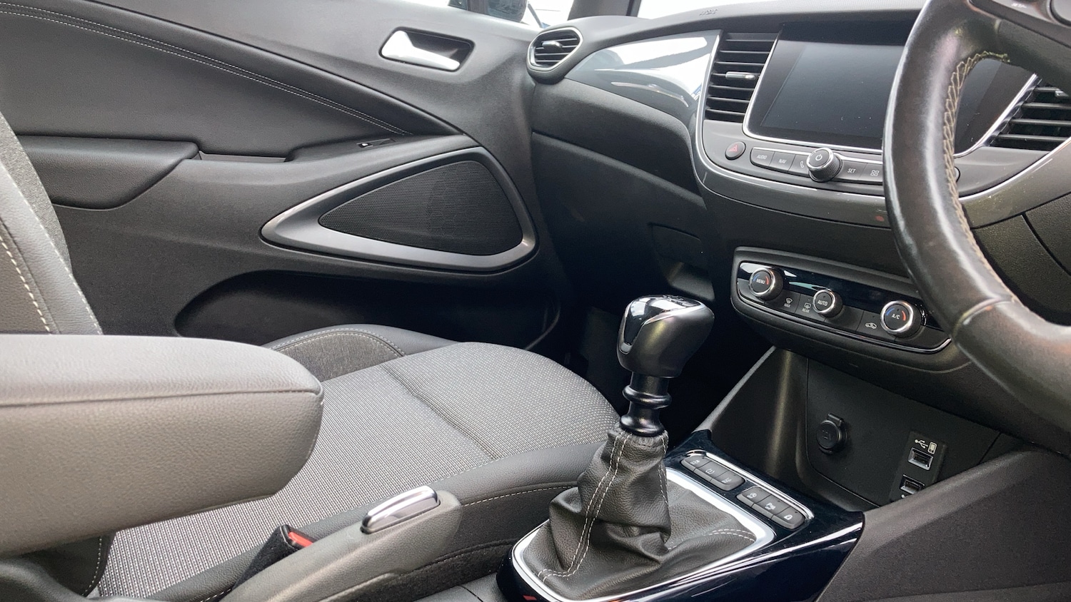 Used Vauxhall Crossland 2022 for sale - 77300945: Photo 16