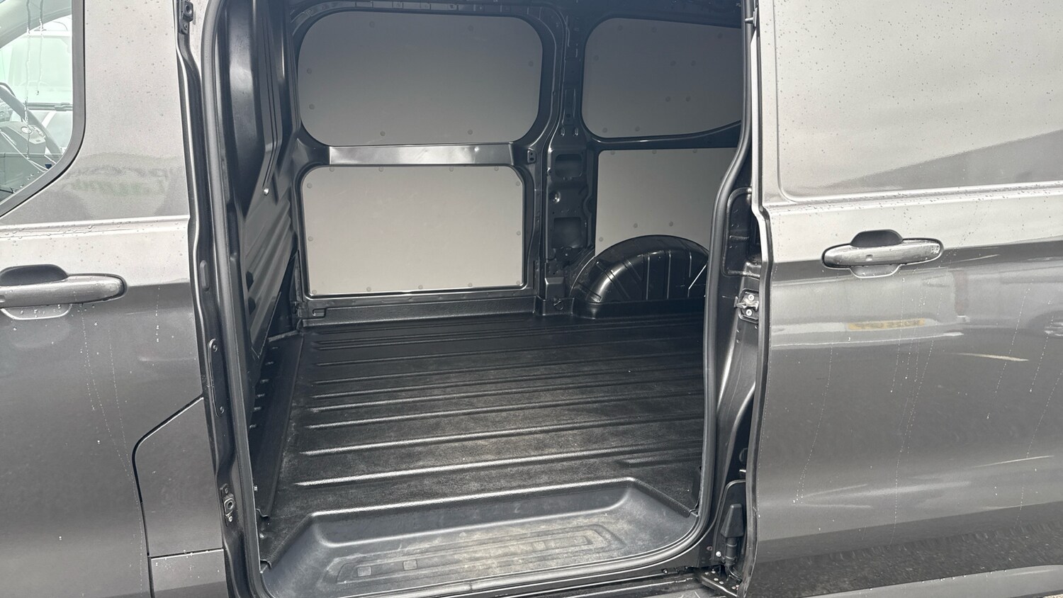 Used Ford Transit Custom 2024 for sale - 77490620: Photo 5