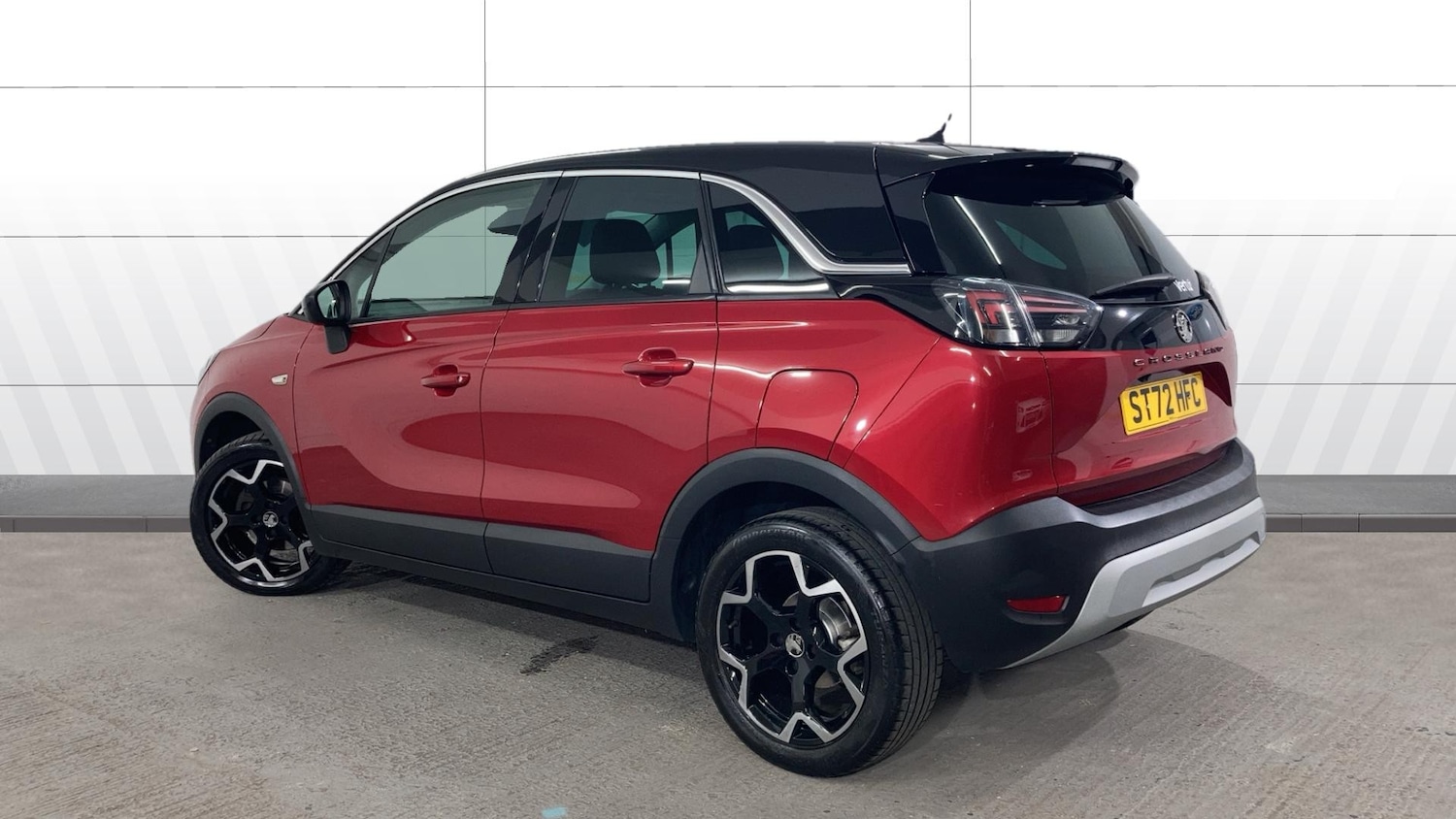 Used Vauxhall Crossland 2022 for sale - 76627789: Photo 2