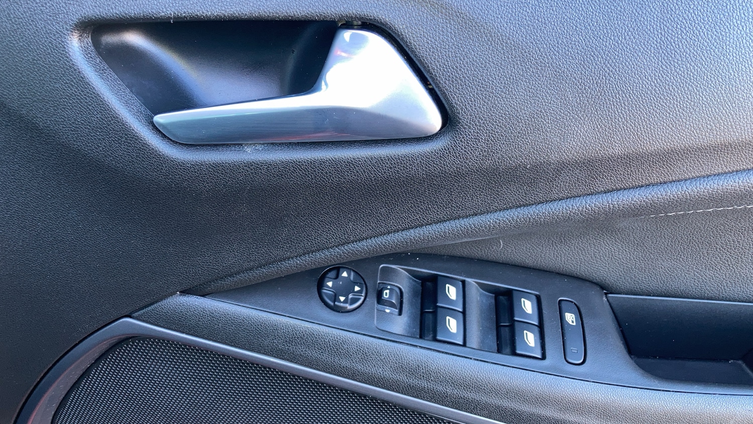 Used Vauxhall Crossland 2022 for sale - 76627789: Photo 33