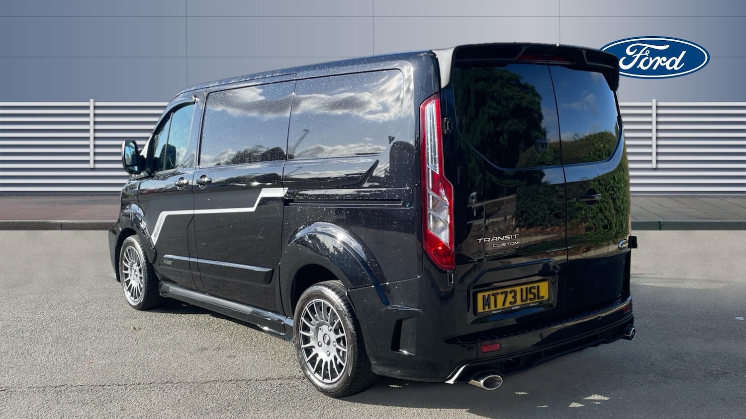 Used Ford Transit Custom 2023 for sale - 76063692: Photo 2