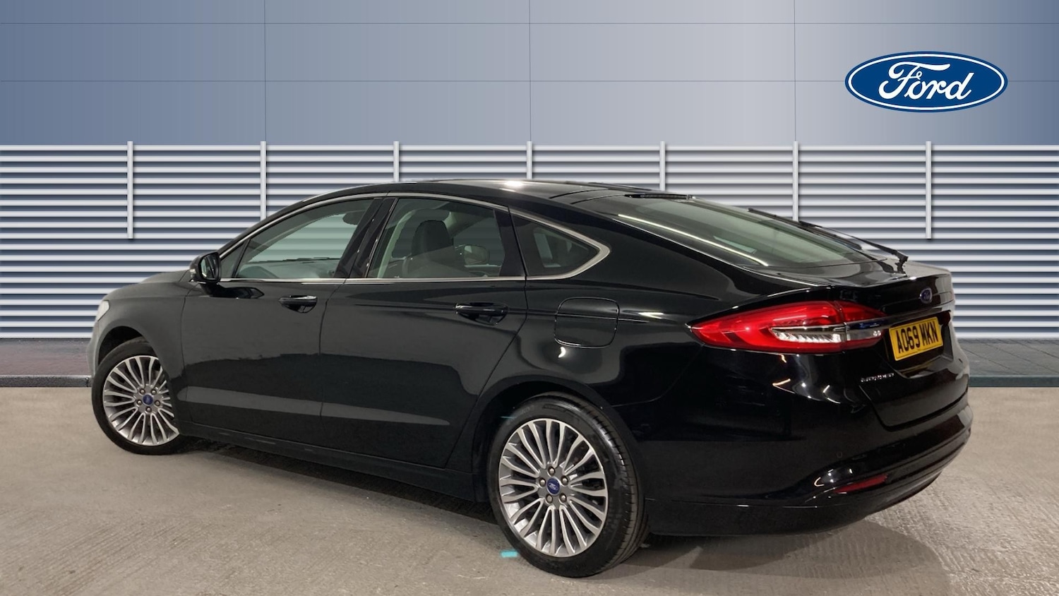 Used Ford Mondeo 2019 for sale - 78040181: Photo 2