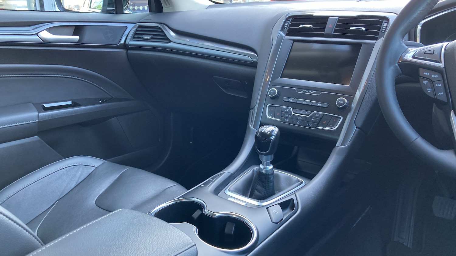 Used Ford Mondeo 2019 for sale - 78040181: Photo 20