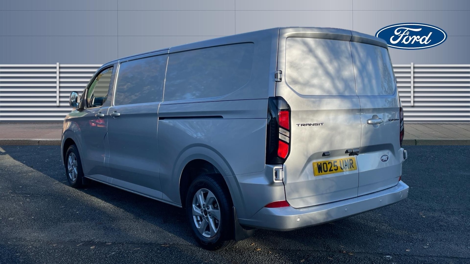 Used Ford Transit Custom 2025 for sale - 76652221: Photo 2