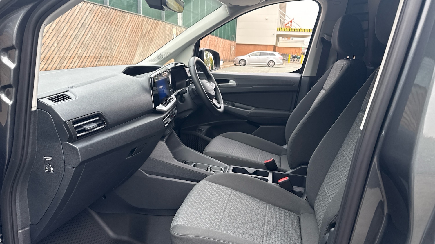 Used Ford Transit Connect 2025 for sale - 77094017: Photo 14