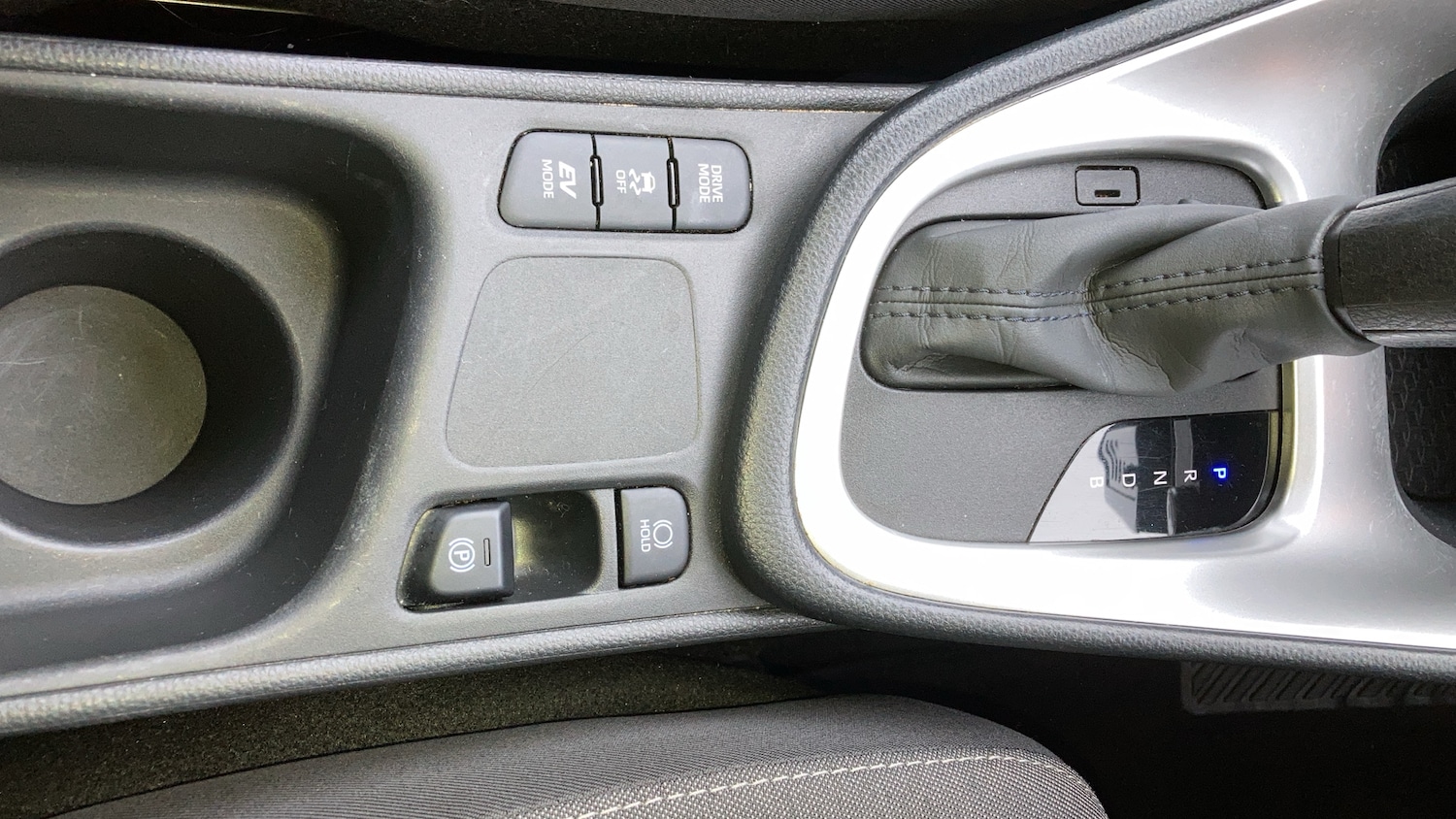 Used Toyota Yaris 2023 for sale - 77136803: Photo 15