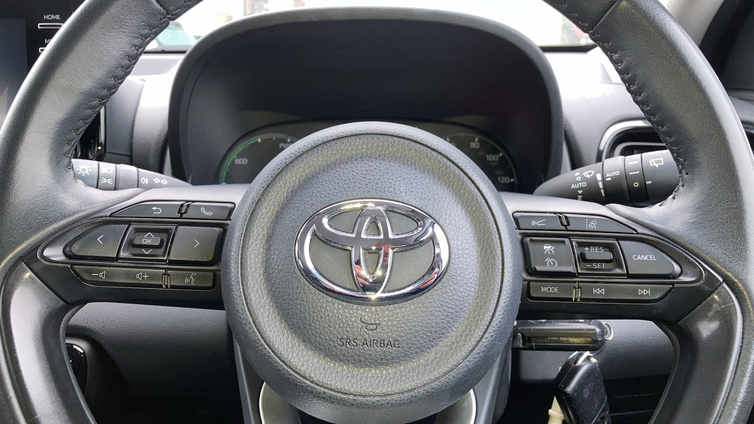 Used Toyota Yaris 2023 for sale - 77136803: Photo 19