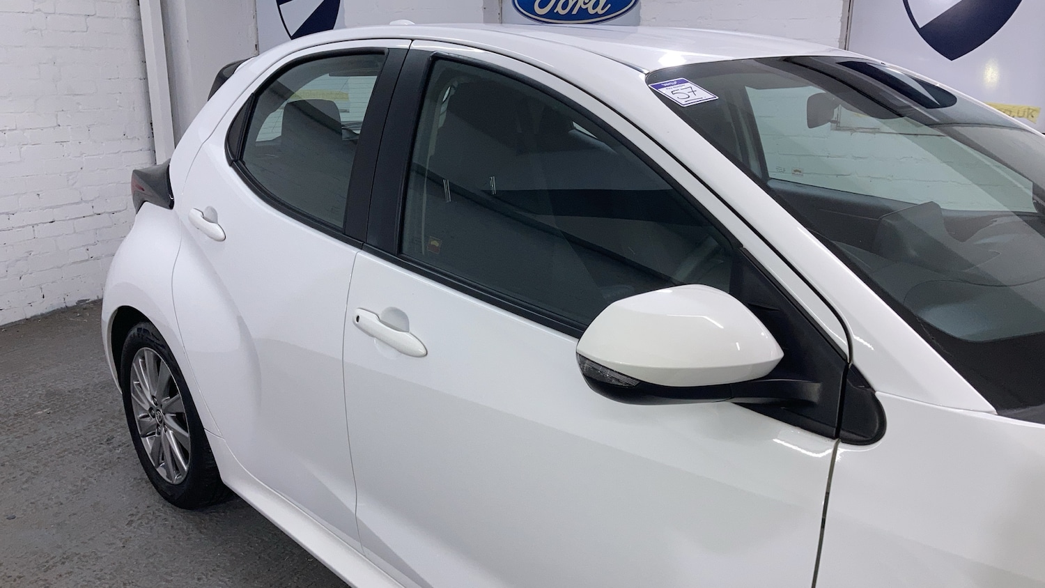 Used Toyota Yaris 2023 for sale - 77136803: Photo 28