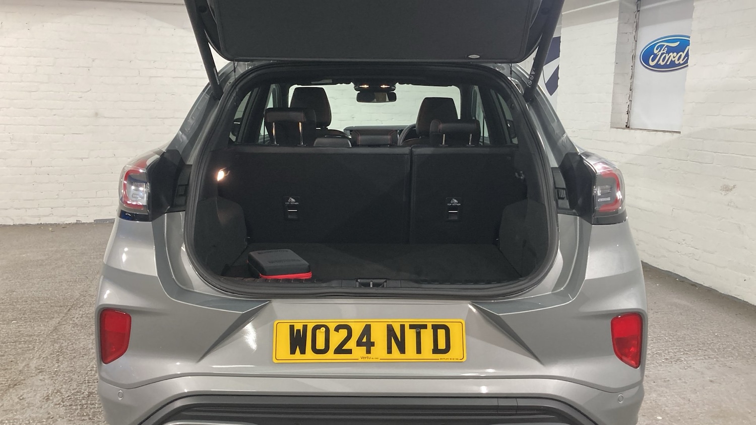 Vehicle 29