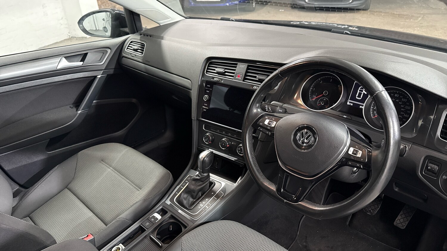 Used Volkswagen Golf 2017 for sale - 78027092: Photo 14
