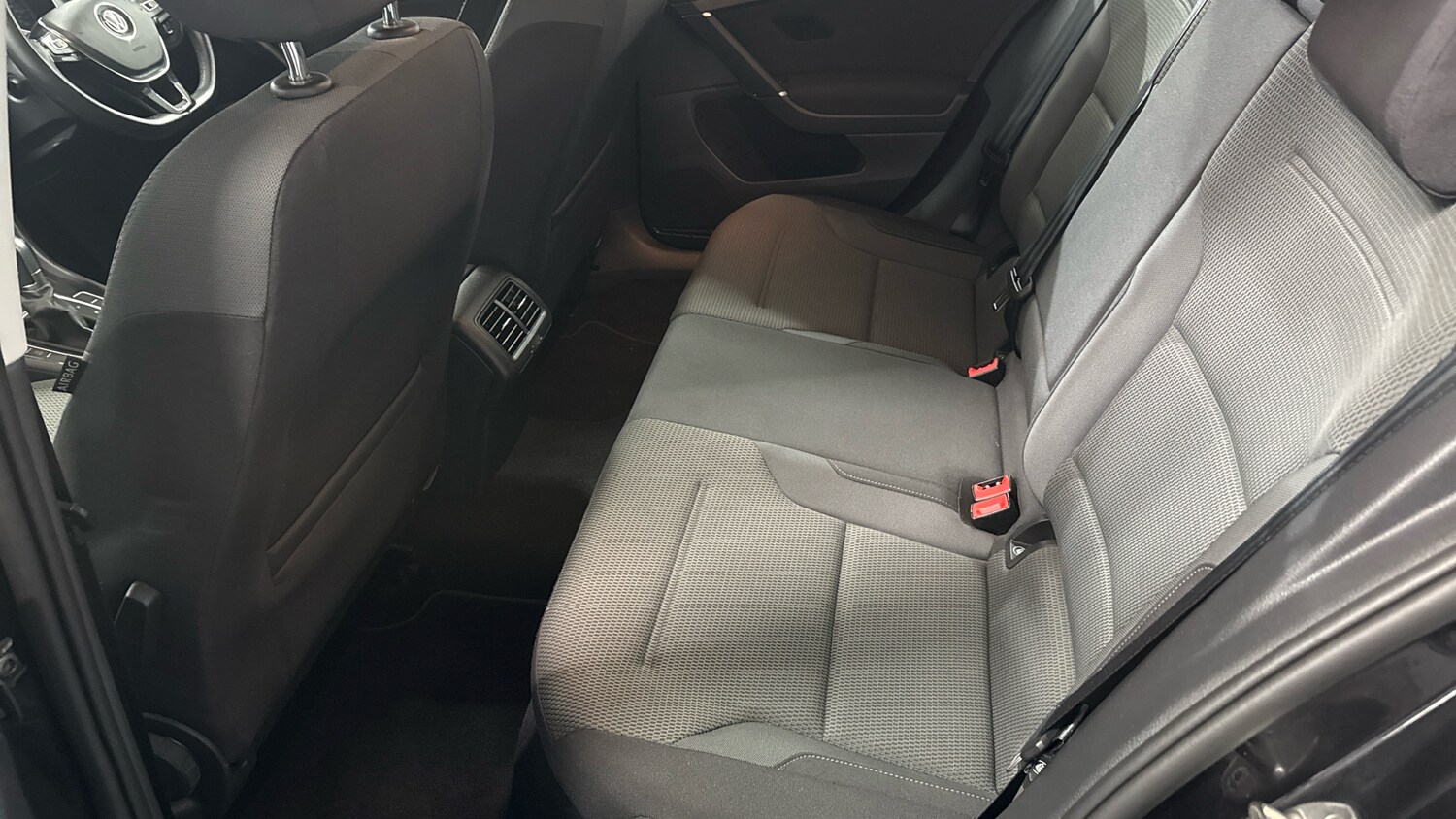 Used Volkswagen Golf 2017 for sale - 78027092: Photo 26