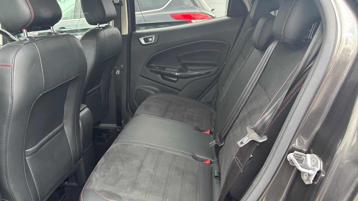 Used Ford Ecosport 2019 for sale - 78078010: Photo 26