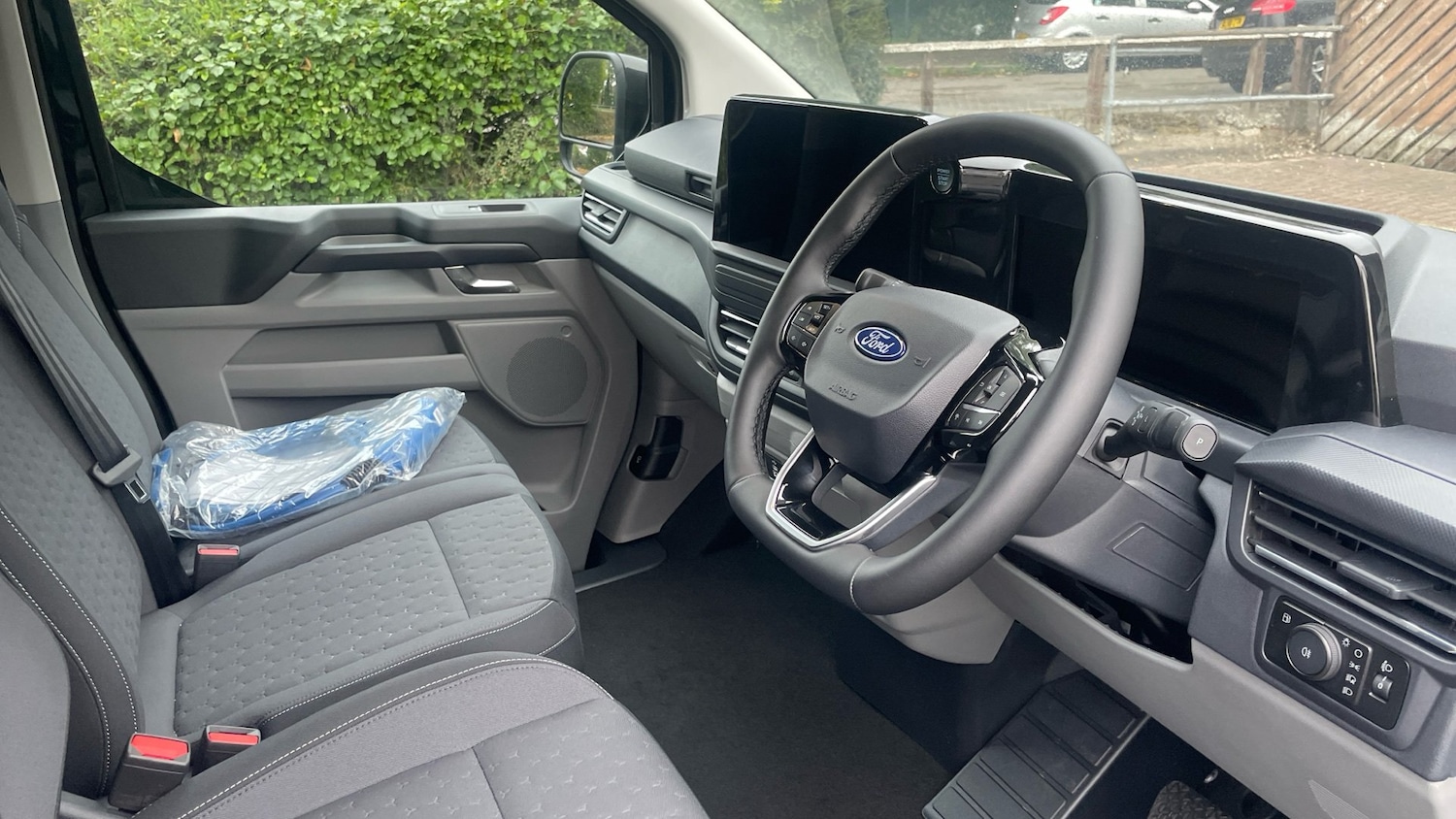 Used Ford Transit Custom 2025 for sale - 76198051: Photo 5