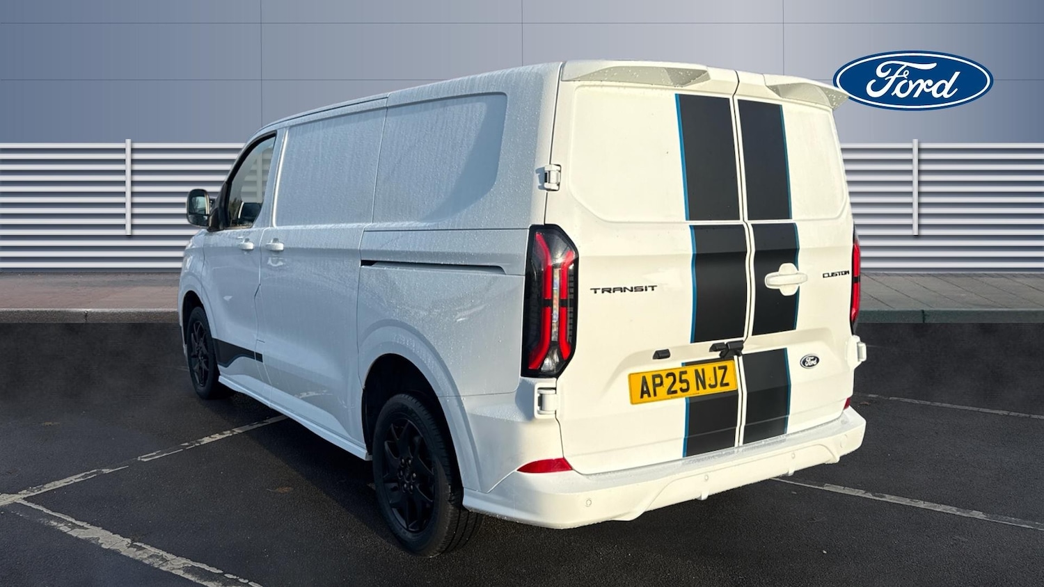 Used Ford Transit Custom 2025 for sale - 76505506: Photo 2