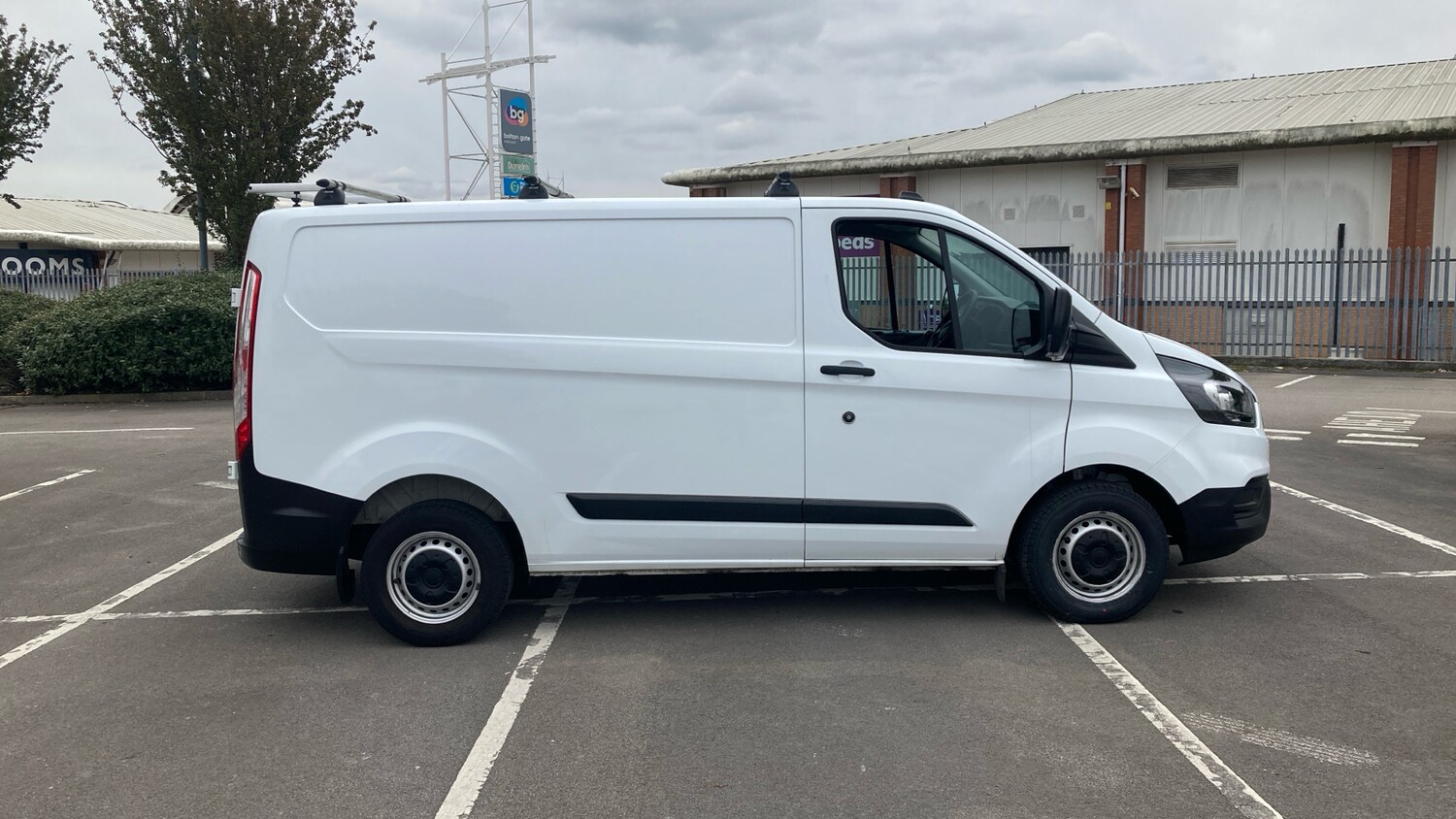 Used Ford Transit Custom 2023 for sale - 76114170: Photo 17
