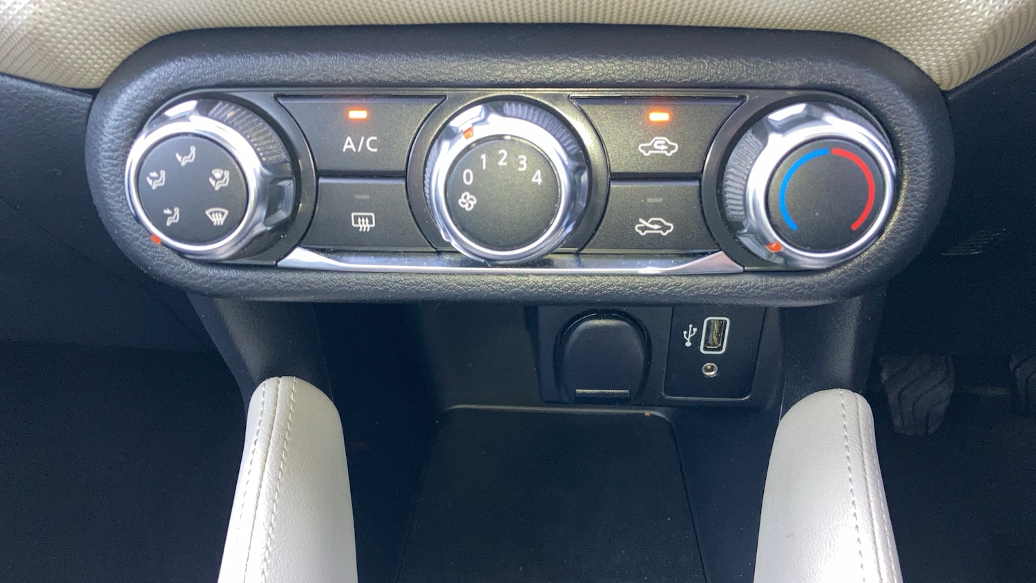 Used Nissan Micra 2020 for sale - 76120119: Photo 14