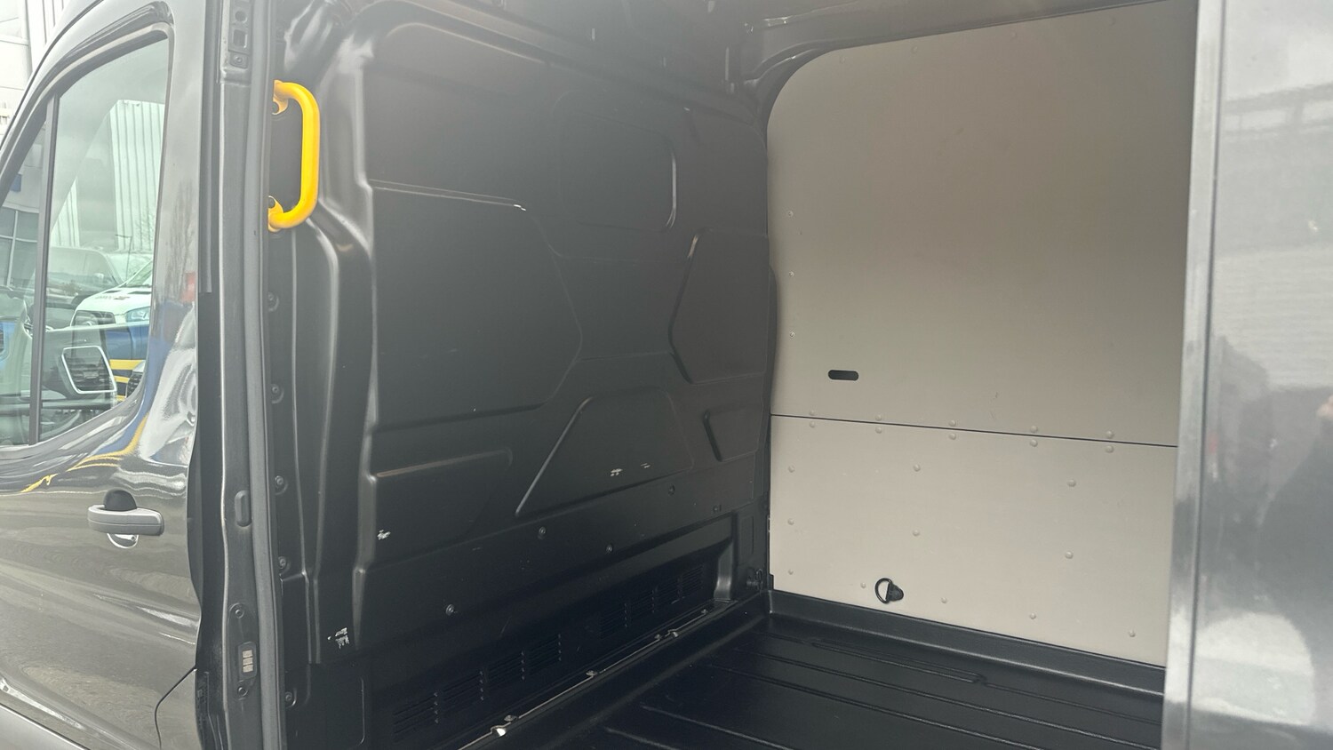 Used Ford Transit 2024 for sale - 77665540: Photo 18