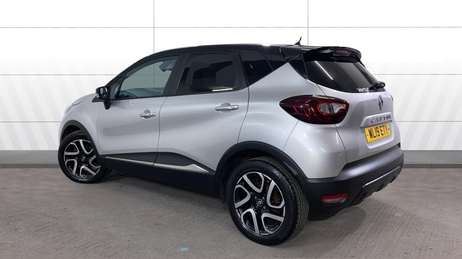 Used Renault Captur 2019 for sale - 77595167: Photo 2