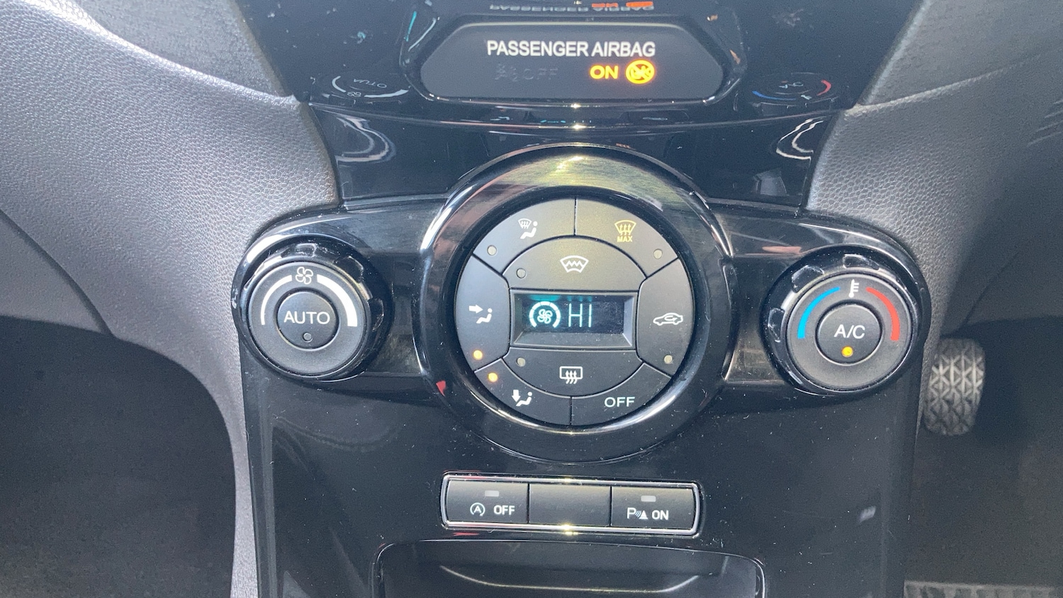 Used Ford Fiesta 2017 for sale - 76693192: Photo 23