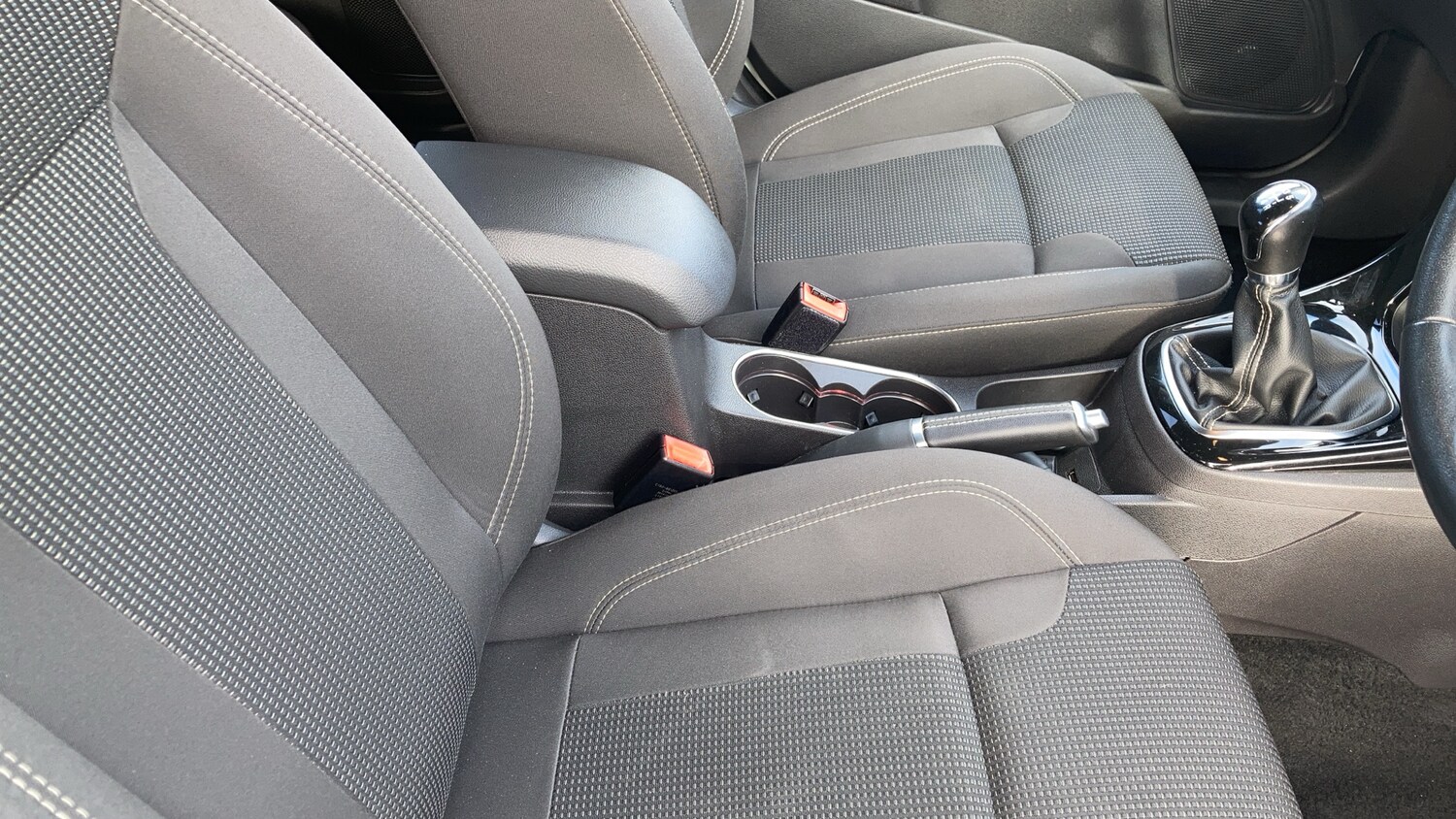 Used Ford Fiesta 2017 for sale - 76693192: Photo 33