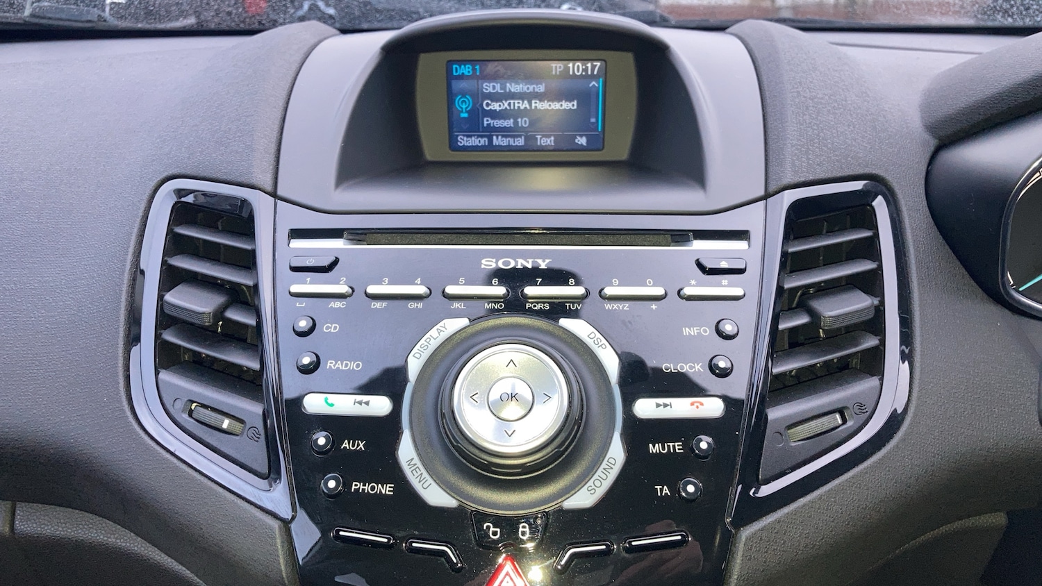 Used Ford Fiesta 2017 for sale - 76693192: Photo 9