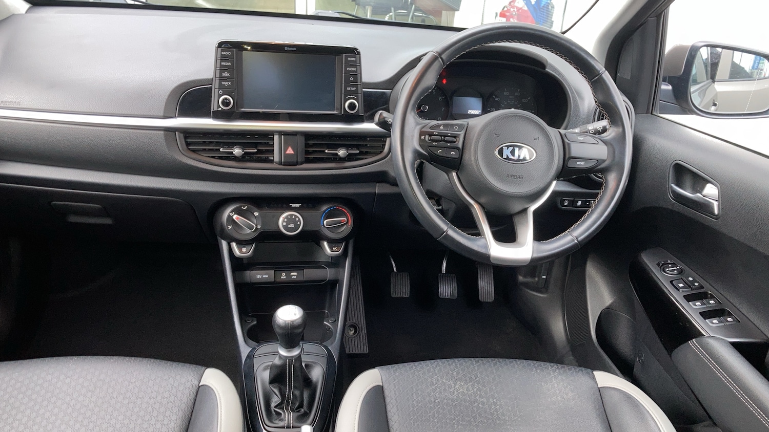 Used Kia Picanto 2019 for sale - 77493201: Photo 17