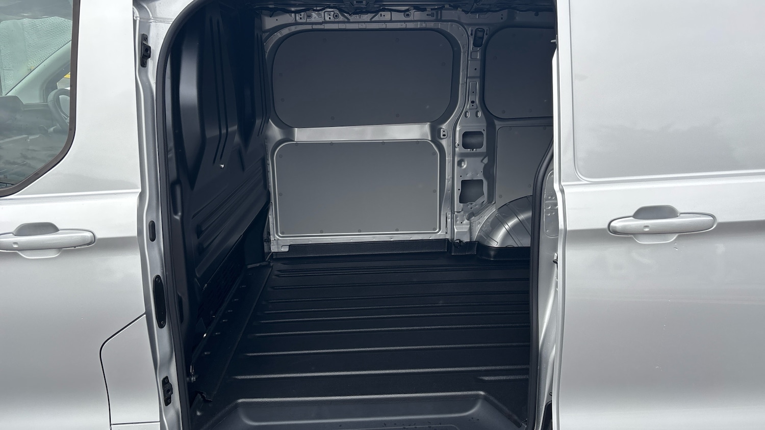 Used Ford Transit Custom 2025 for sale - 77353481: Photo 5