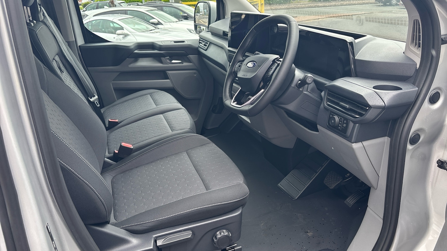 Used Ford Transit Custom 2025 for sale - 77353481: Photo 6