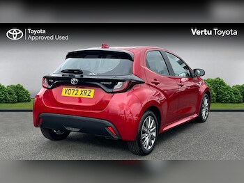 Used Toyota Yaris 2022 for sale - 76470905: Photo