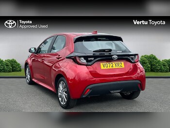 Used Toyota Yaris 2022 for sale - 76470905: Photo