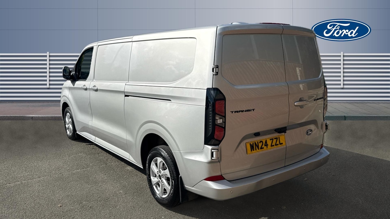 Used Ford Transit Custom 2024 for sale - 76263708: Photo 2