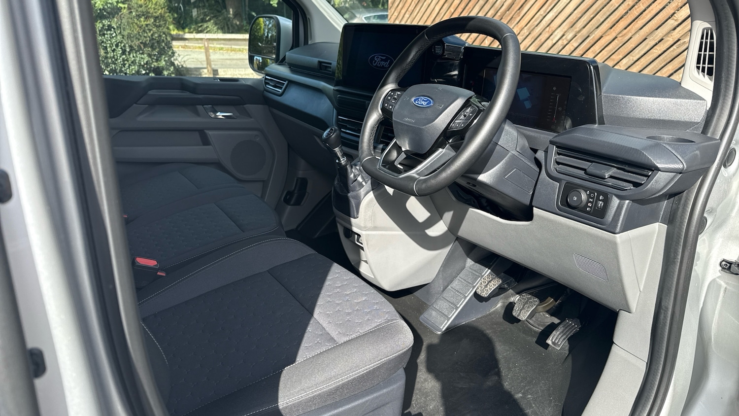 Used Ford Transit Custom 2024 for sale - 76263708: Photo 4