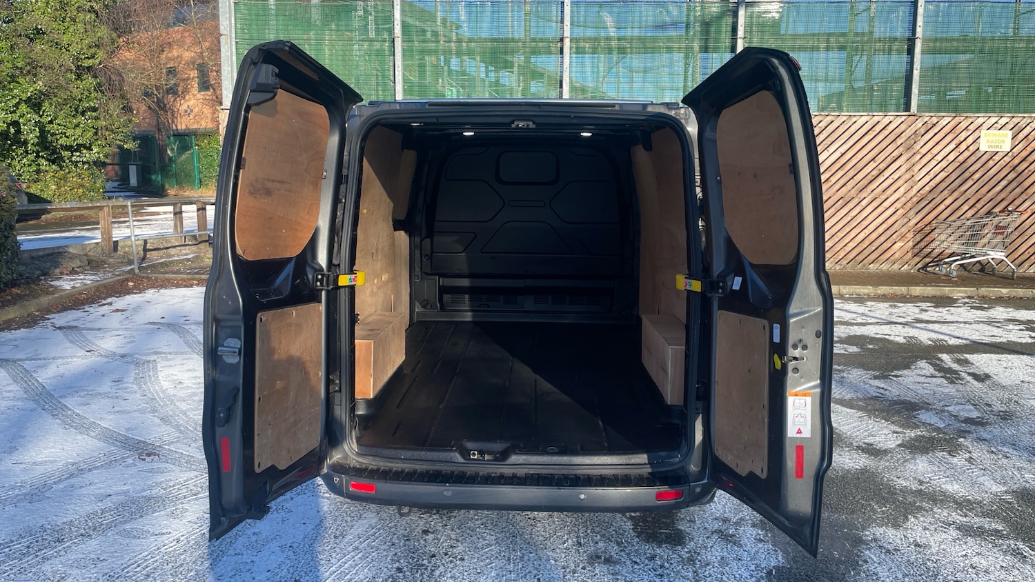 Used Ford Transit Custom 2022 for sale - 77138438: Photo 24