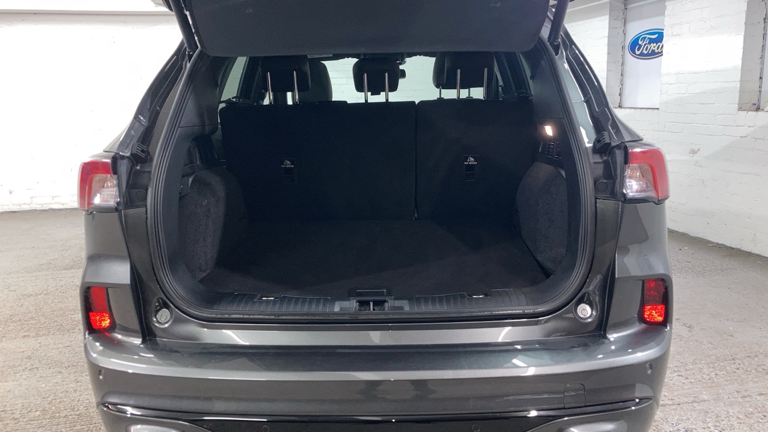 Used Ford Kuga 2023 for sale - 76738668: Photo 4