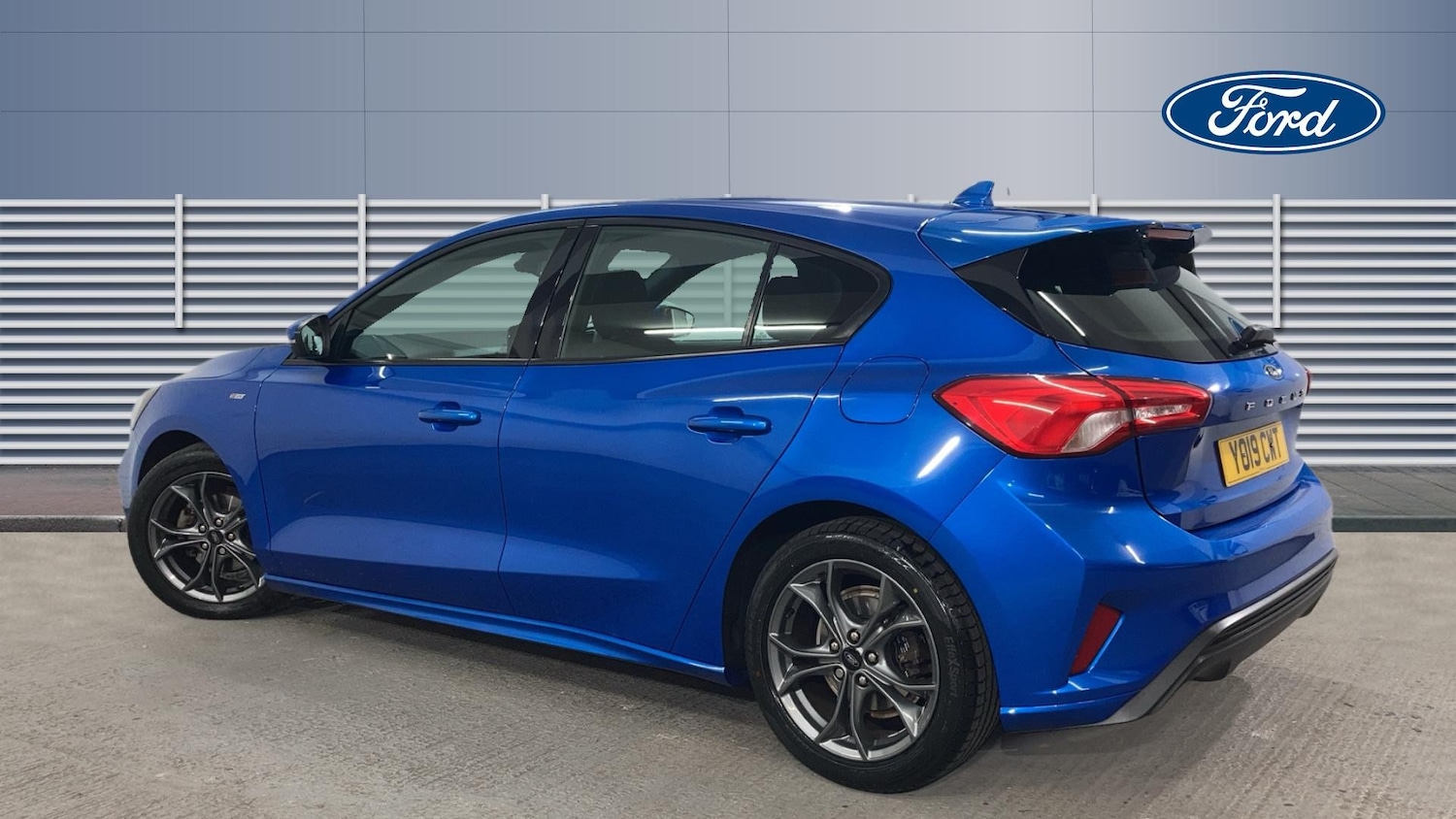 Used Ford Focus 2019 for sale - 76738640: Photo 2