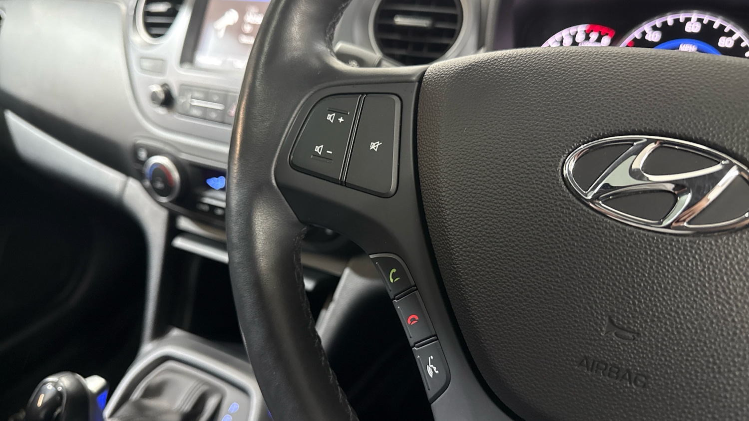 Used Hyundai i10 2018 for sale - 78038524: Photo 19