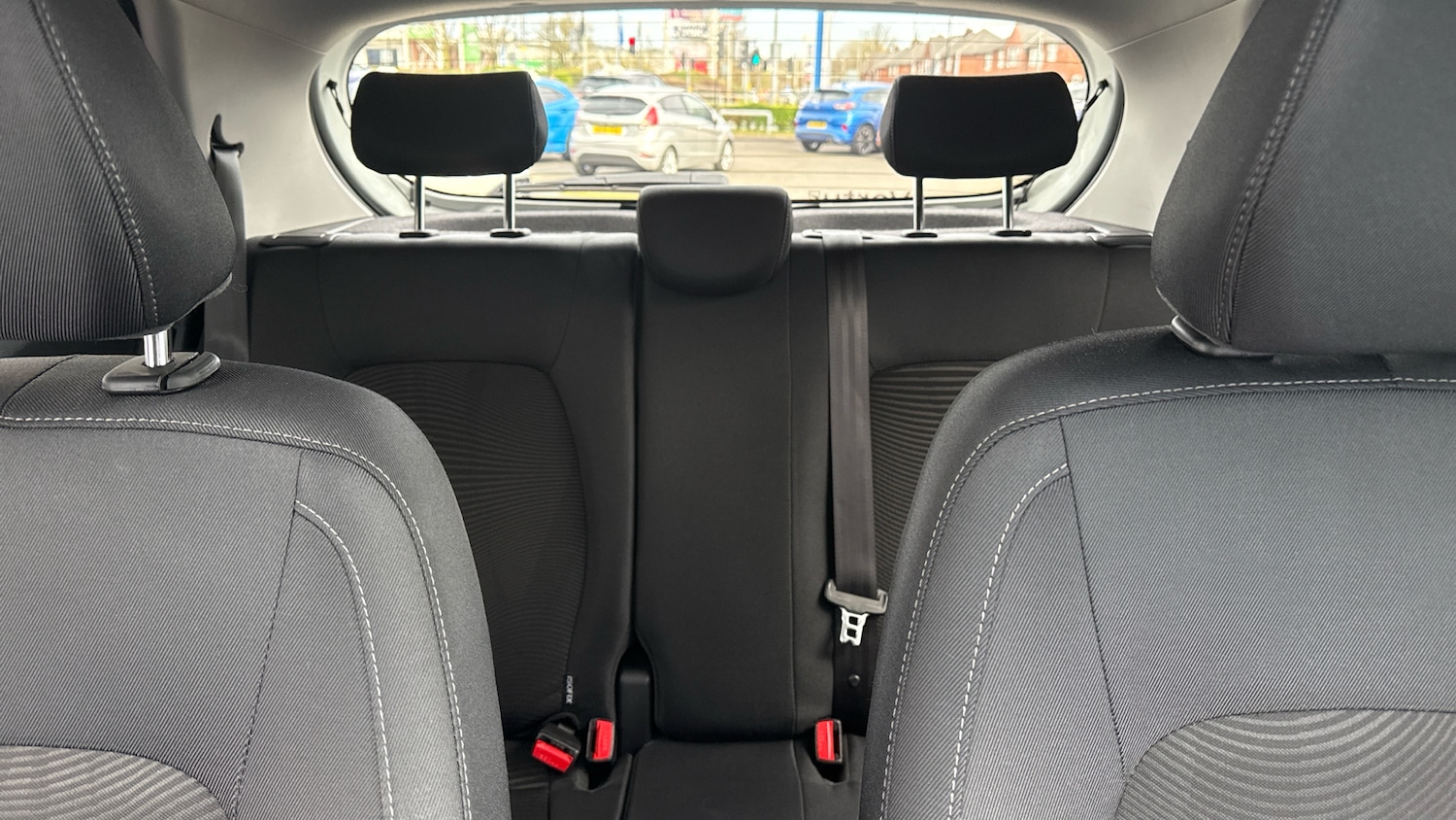 Used Hyundai i10 2018 for sale - 78038524: Photo 24