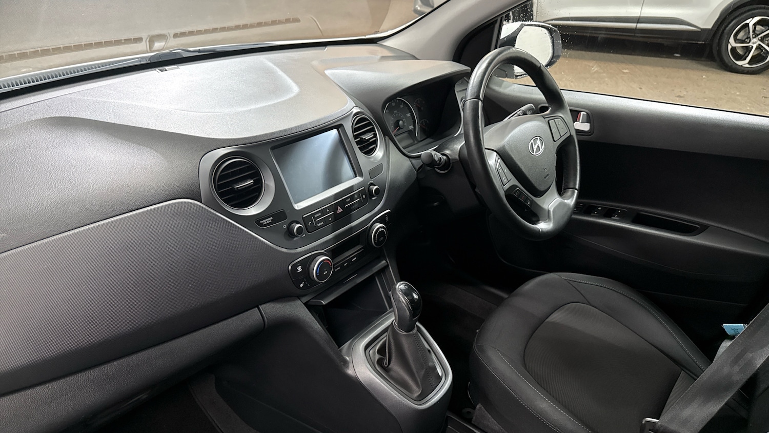 Used Hyundai i10 2018 for sale - 78038524: Photo 7