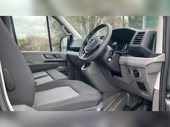 Used Volkswagen Crafter 2024 for sale - 77300950: Photo